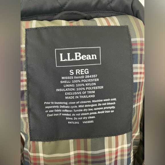 L.L. Bean Black Vest - Small - Picture 5 of 5